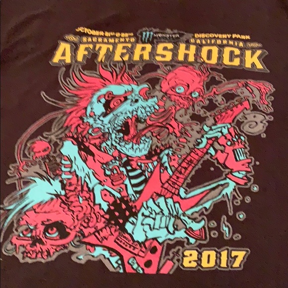 Aftershock T-shirt 2017 Sacramento discovery - Picture 2 of 10